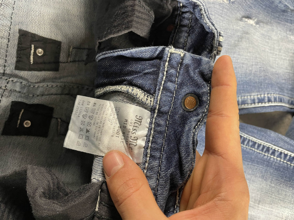 Miss Me Jeans XS Bootcut Vintage Y2K Rare Hip Hop Embroidered #RC0628