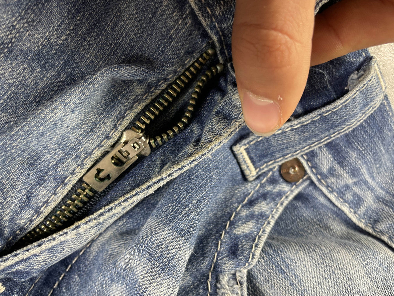 True Religion Jeans M Vintage Y2K Rare Baggy Hip Hop Embroidered #XF2927